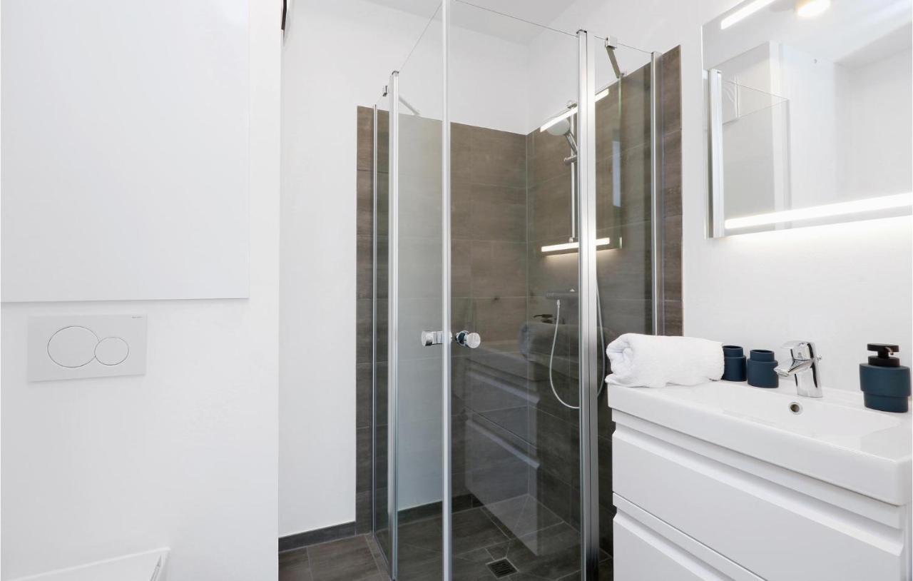 Amazing Apartment In Lembruch-Duemmer See Екстер'єр фото