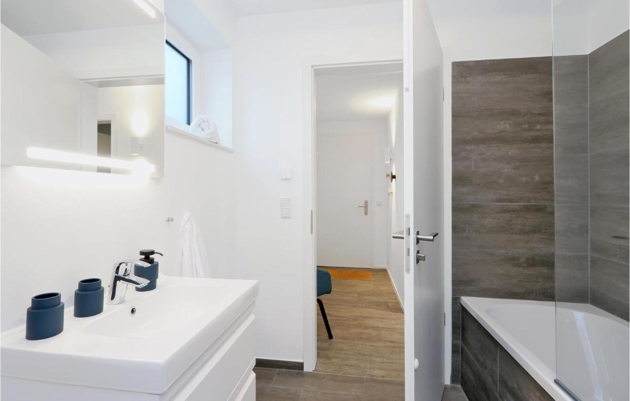 Amazing Apartment In Lembruch-Duemmer See Екстер'єр фото